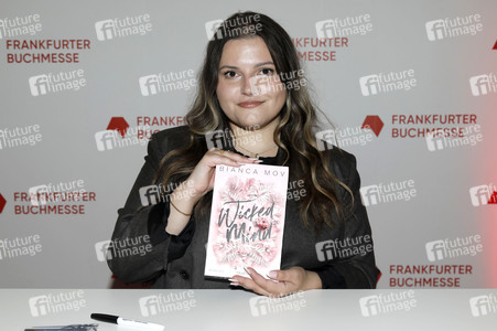 Bianca Mov auf der Frankfurter Buchmesse 2025 in Frankfurt