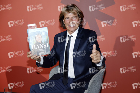 Hansi Hinterseer auf der Frankfurter Buchmesse 2025 in Frankfurt
