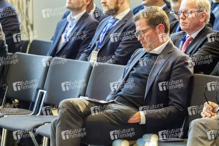 Mittelstand Defense Forum der Initiative 'Mission 2044' in Düsseldorf