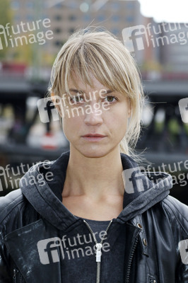 Fototermin 'Frau ohne Namen' in Hamburg