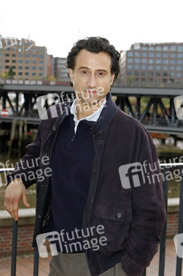 Fototermin 'Frau ohne Namen' in Hamburg