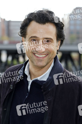 Fototermin 'Frau ohne Namen' in Hamburg