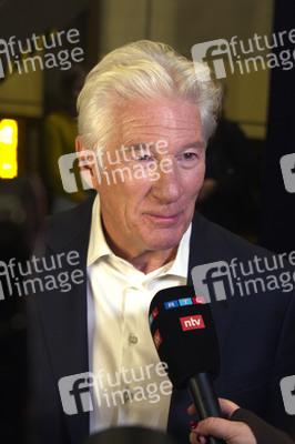 Filmpremiere 'Weisheit des Glücks' in Berlin