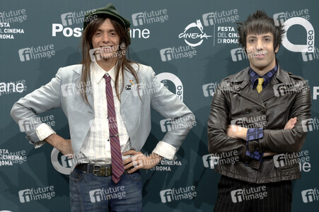 Photocall 'La Chitarra Nella Roccia - Lucio Corsi dal Vivo all'Abbazia di San Galgano', Internationales Filmfestival Rom 2025