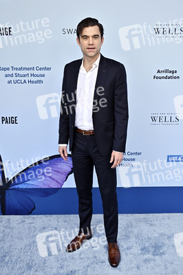 Rape Treatment Center and Stuart House Brunch mit dem Cast von 'The Pitt' in Los Angeles