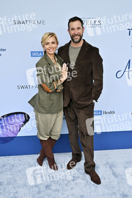 Rape Treatment Center and Stuart House Brunch mit dem Cast von 'The Pitt' in Los Angeles