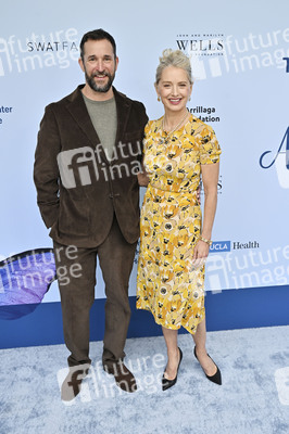 Rape Treatment Center and Stuart House Brunch mit dem Cast von 'The Pitt' in Los Angeles