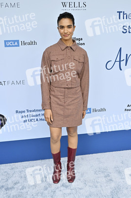 Rape Treatment Center and Stuart House Brunch mit dem Cast von 'The Pitt' in Los Angeles