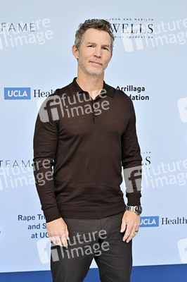 Rape Treatment Center and Stuart House Brunch mit dem Cast von 'The Pitt' in Los Angeles