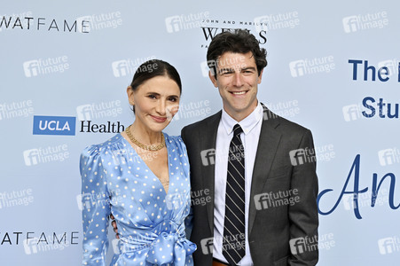 Rape Treatment Center and Stuart House Brunch mit dem Cast von 'The Pitt' in Los Angeles