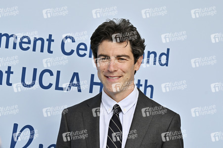 Rape Treatment Center and Stuart House Brunch mit dem Cast von 'The Pitt' in Los Angeles