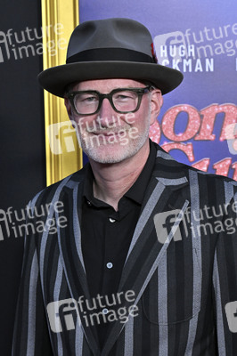 Closing Ceremony und Filmpremiere 'Song Sung Blue', AFI Fest 2025 in Los Angeles