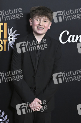 Closing Ceremony und Filmpremiere 'Song Sung Blue', AFI Fest 2025 in Los Angeles