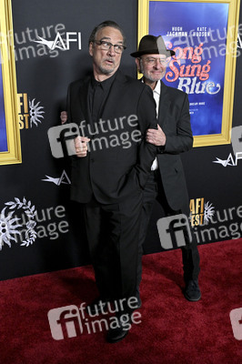 Closing Ceremony und Filmpremiere 'Song Sung Blue', AFI Fest 2025 in Los Angeles