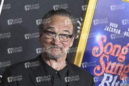 Closing Ceremony und Filmpremiere 'Song Sung Blue', AFI Fest 2025 in Los Angeles