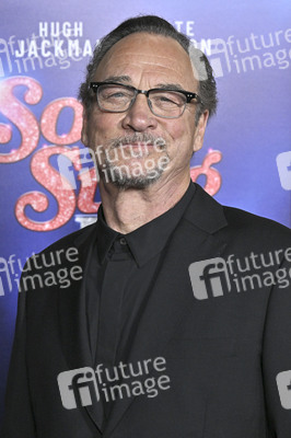 Closing Ceremony und Filmpremiere 'Song Sung Blue', AFI Fest 2025 in Los Angeles