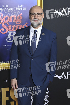 Closing Ceremony und Filmpremiere 'Song Sung Blue', AFI Fest 2025 in Los Angeles