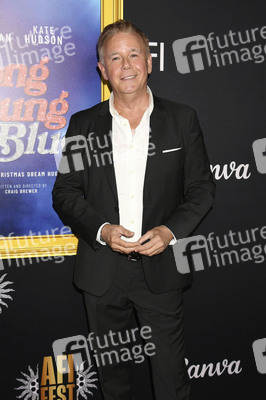 Closing Ceremony und Filmpremiere 'Song Sung Blue', AFI Fest 2025 in Los Angeles