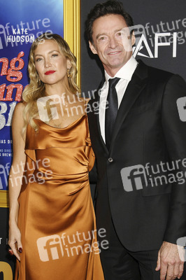 Closing Ceremony und Filmpremiere 'Song Sung Blue', AFI Fest 2025 in Los Angeles