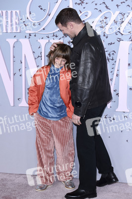 Seirenpremiere 'The Death of Bunny Munro' in London