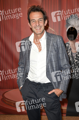 Theaterpremiere 'Carmen darf nicht platzen' in Berlin