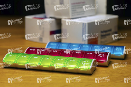 Symbolfoto Pillenbox