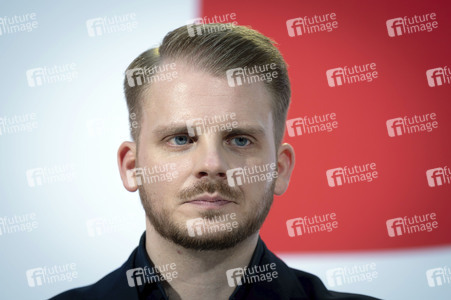 Pressekonferenz mit dem SPD-Generalsekretär in Berlin