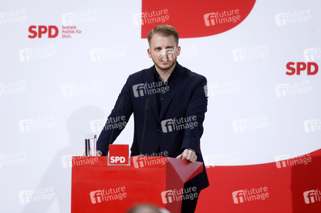 Pressekonferenz mit dem SPD-Generalsekretär in Berlin