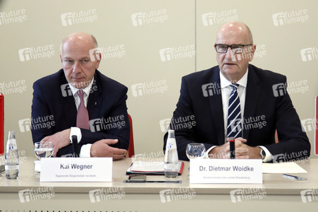 Pressekonferenz nach der gemeinsamen Kabinettssitzung der Landesregierungen von Berlin und Brandenburg in Potsdam