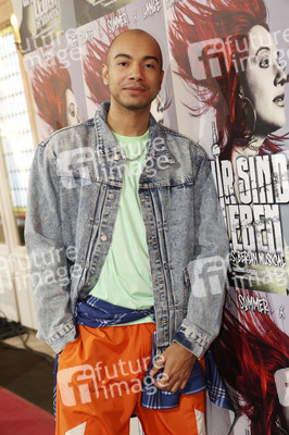 Pressekonferenz zum Musical 'Wir sind am Leben' in Berlin