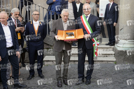 Verleihung des Lupa Capitolina an Robert De Niro in Rom