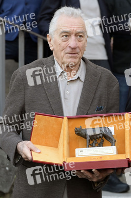 Verleihung des Lupa Capitolina an Robert De Niro in Rom