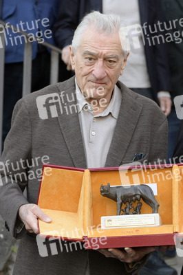 Verleihung des Lupa Capitolina an Robert De Niro in Rom
