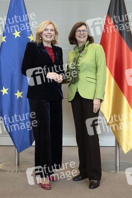 Empfang zum Gespräch zwischen der Bundestagspräsidentin und der Präsidentin des Bayerischen Landtags in Berlin