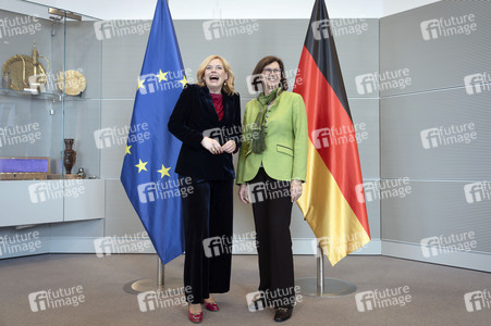 Empfang zum Gespräch zwischen der Bundestagspräsidentin und der Präsidentin des Bayerischen Landtags in Berlin