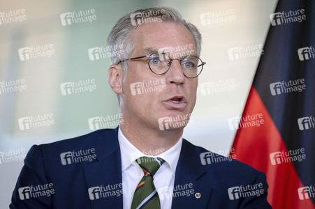 Pressestatement im Anschluss an den Stahlgipfel in Berlin