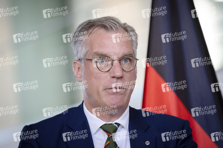 Pressestatement im Anschluss an den Stahlgipfel in Berlin