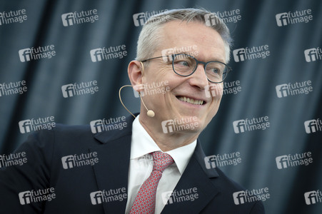 Pressekonferenz zum Thema neue i-kfz-App in Berlin