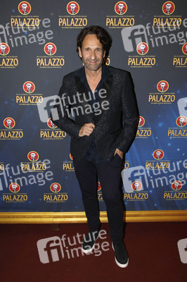 Gala-Premiere der Palazzo Dinner Show 2025 in Berlin