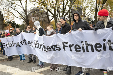 PRÜF! - Auftakt-Demo in Hamburg