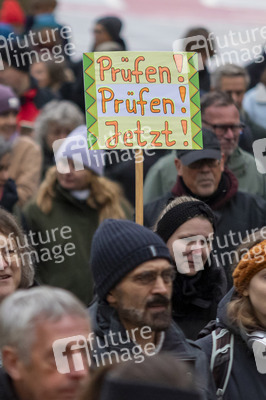PRÜF! - Auftakt-Demo in Hamburg