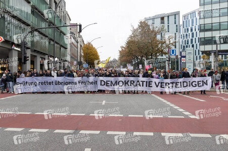 PRÜF! - Auftakt-Demo in Hamburg