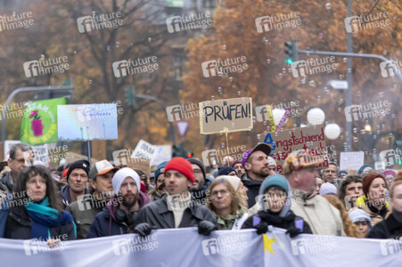 PRÜF! - Auftakt-Demo in Hamburg
