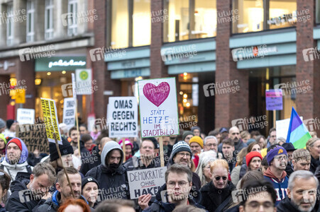 PRÜF! - Auftakt-Demo in Hamburg