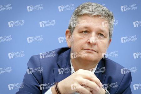 Bundespressekonferenz 'Vorstellung des BSI-Lageberichts 2025' in Berlin