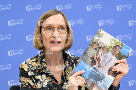 Bundespressekonferenz 'UNICEF-Bericht zur Lage der Kinder in Deutschland 2025' in Berlin