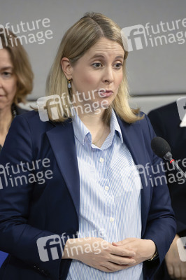 39. Sitzung des Deutschen Bundestages in Berlin