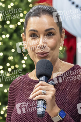 Charity-Wald Eröffnung in der Galeria Düsseldorf