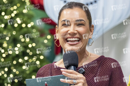 Charity-Wald Eröffnung in der Galeria Düsseldorf