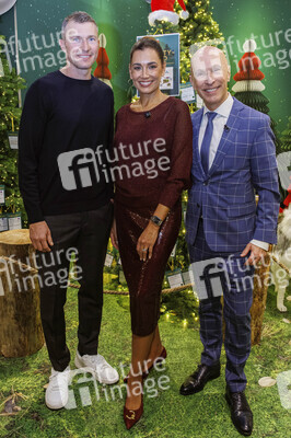 Charity-Wald Eröffnung in der Galeria Düsseldorf